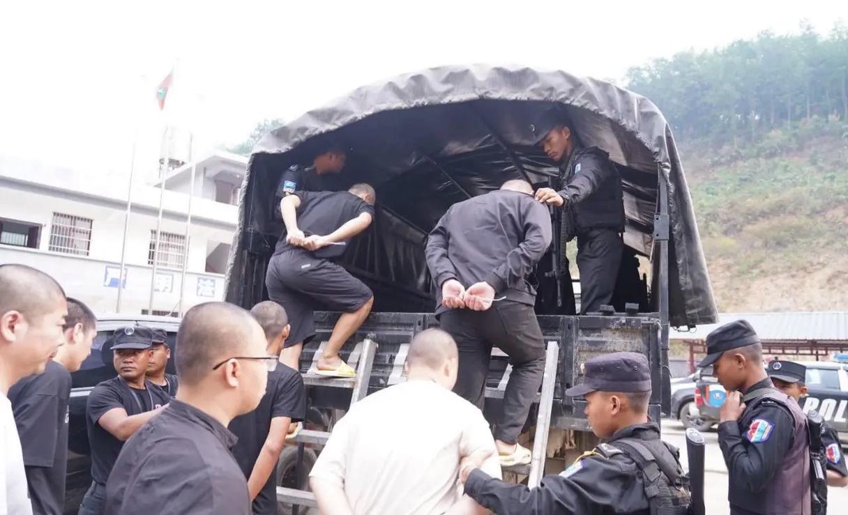 2025新澳门王中王正版和台旅行团被卖到缅甸与旅行团 台湾